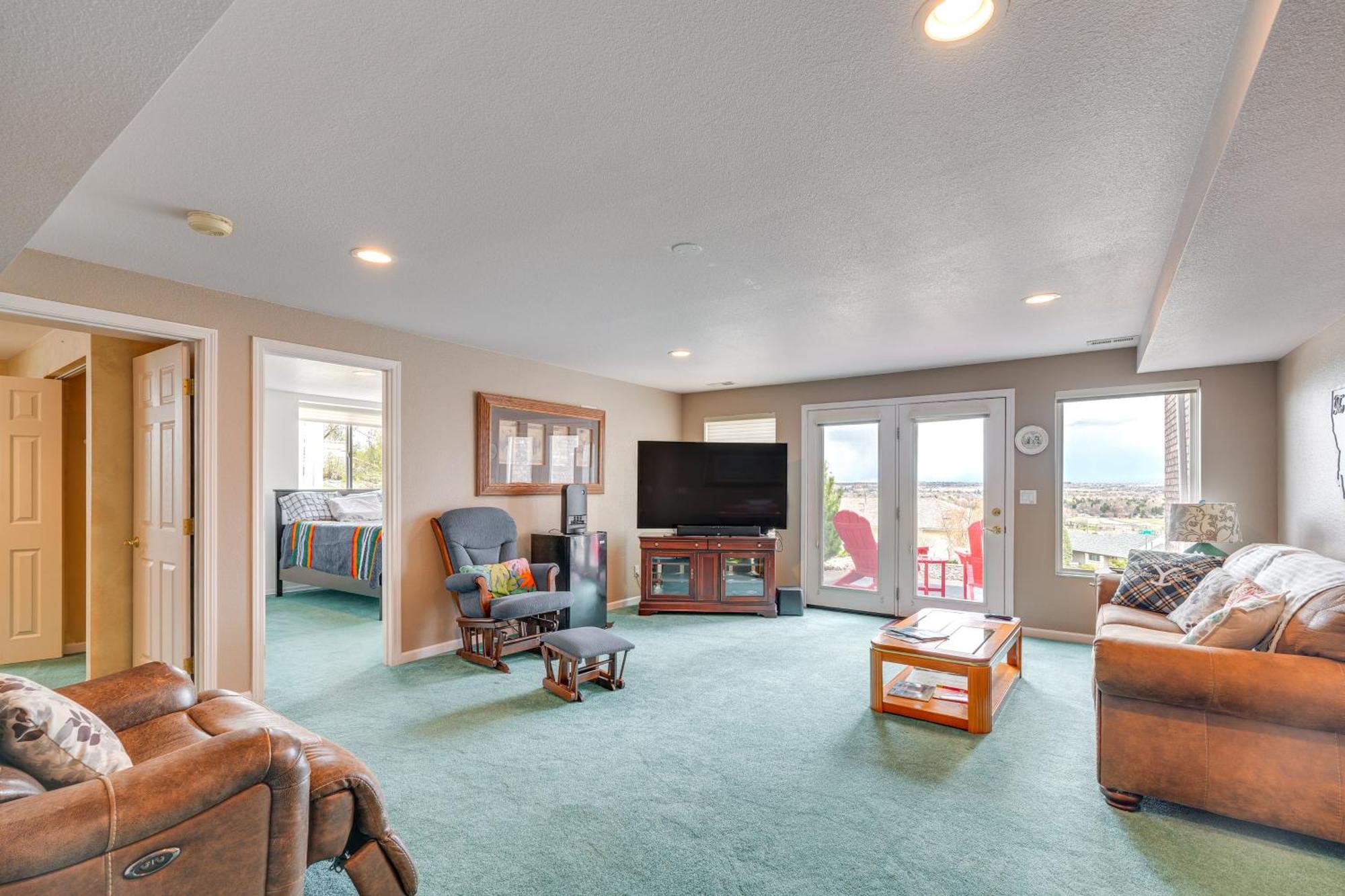 Inviting Great Falls Home With Wraparound Deck! Exterior photo